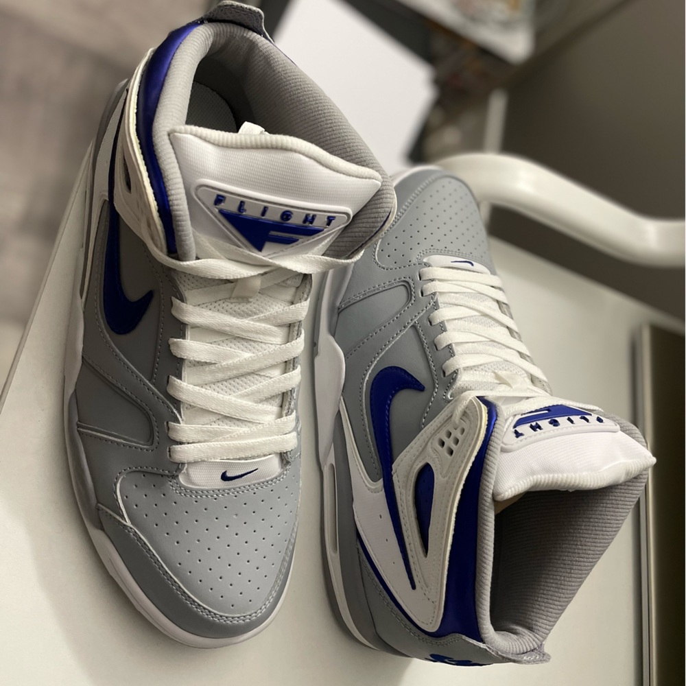 New Air Flight Falcons